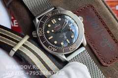 Omega Seamaster Diver 007 Edition 42mm new
