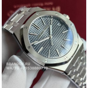 Дубликат часов Audemars piguet Royal Oak 41 mm синий циферблат 15510ST.OO.1320ST.06 — на руке