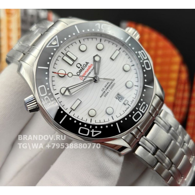 Дубликат часов Omega Seamaster Diver 300 M White Dial 210.32.42.20.04.001 42 мм — общий вид