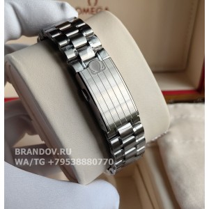 Omega Speedmaster Professional Moonwatch 42 mm 310.30.42.50.01.002 — на руке