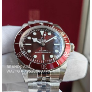 Часы Tudor Black Bay 58 Burgundy 39 mm M7939A1A0RU-0001 бургунди — вид сбоку