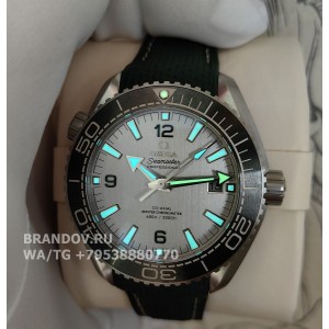 Часы Omega Seamaster Planet Ocean 43.5 Green Gray 215.32.44.21.06.001 — задняя крышка корпуса