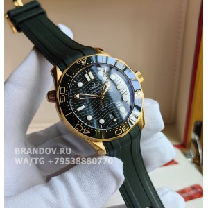 Часы Omega Seamaster Diver 300 Moonshine Gold 42 mm 210.62.42.20.10.001 с комплектом — фото 12