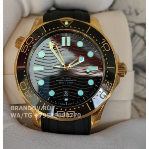 Часы Omega Seamaster Diver 300 Moonshine Gold 42 mm 210.62.42.20.10.001 с комплектом — фото 7