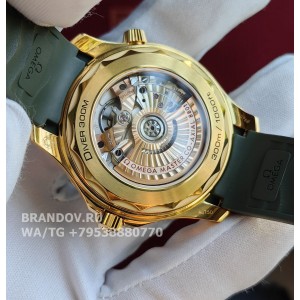 Часы Omega Seamaster Diver 300 Moonshine Gold 42 mm 210.62.42.20.10.001 с комплектом — застёжка и браслет