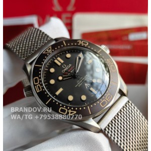 Часы Omega Seamaster Diver 007 Edition 42mm new с чехлом 210.90.42.20.01.001 — застёжка и браслет