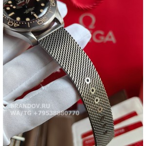 Часы Omega Seamaster Diver 007 Edition 42mm new с чехлом 210.90.42.20.01.001 — фото 7