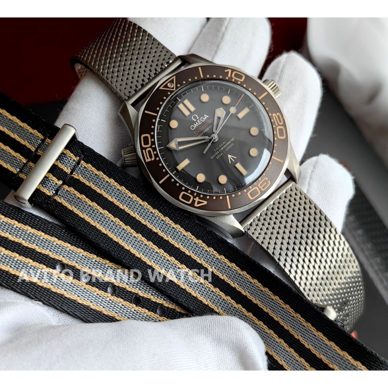Копия часов Omega Seamaster Diver 007 Titan 42mm 210.90.42.20.01.001 — общий вид