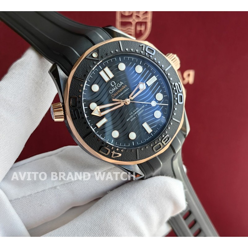 Реплика часов Omega Seamaster Diver 300m Ceramic 210.62.44.20.01.001 43,5 мм — общий вид