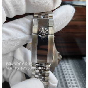 Rolex GMT-Master II batman 116710blnr black/blue — на руке