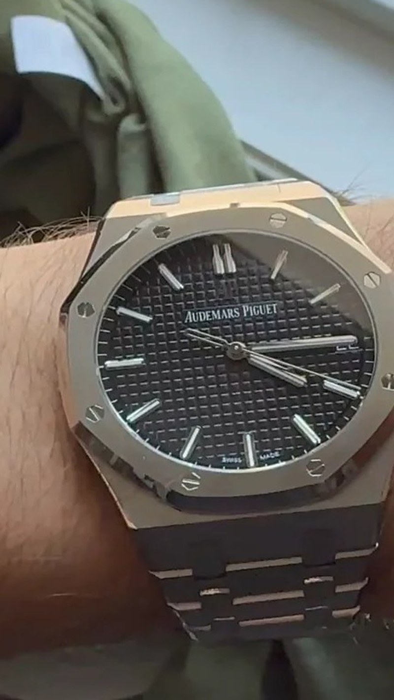 Браслет и механизм Royal Oak 15500 ZF