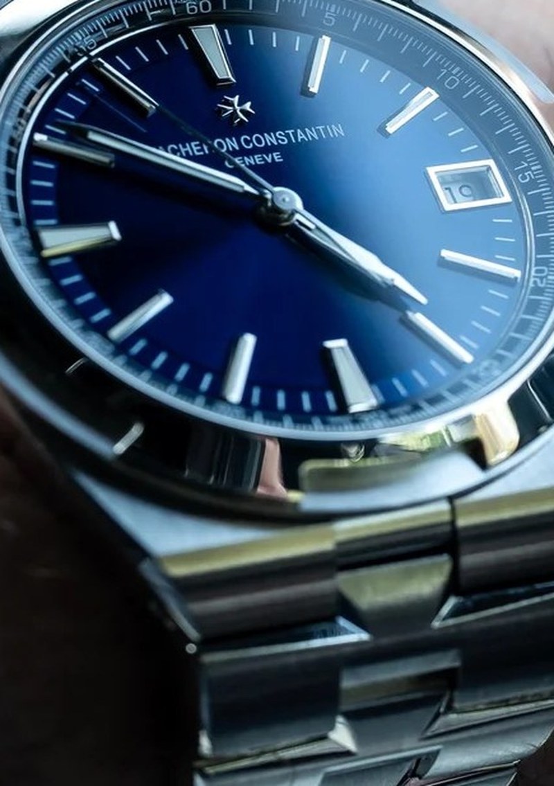 Браслет и механизм Vacheron Overseas