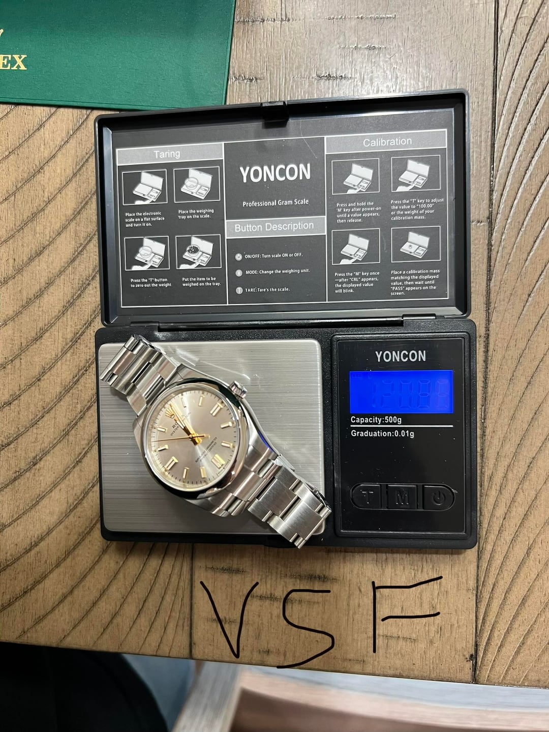 Вес Rolex Oyster Perpetual 36 от VSF составляет 120,83 грамма