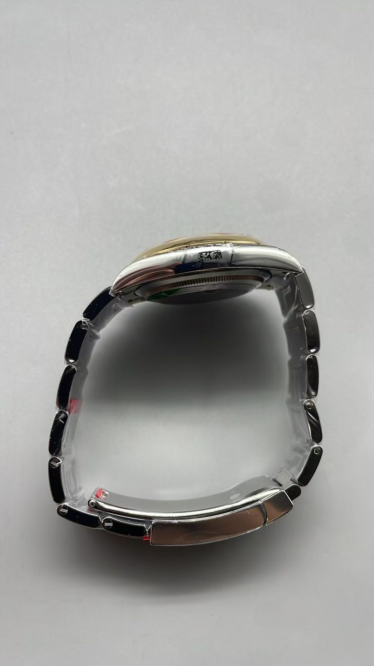 Профиль корпуса Rolex Oyster Perpetual 134303 VSF