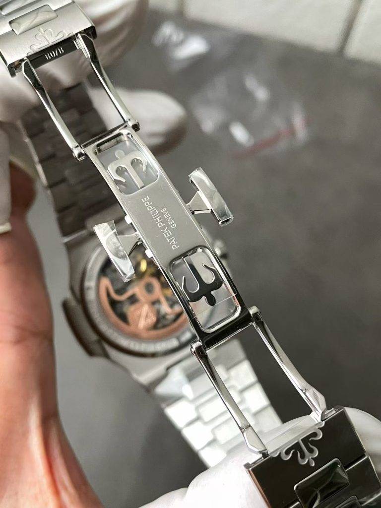 Раскладная застёжка браслета Patek Philippe Nautilus ADG