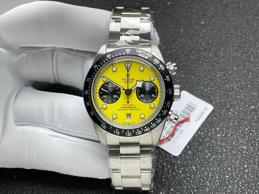 Tudor Black Bay Chrono Bumblebee M79310N-0001 от 3CF